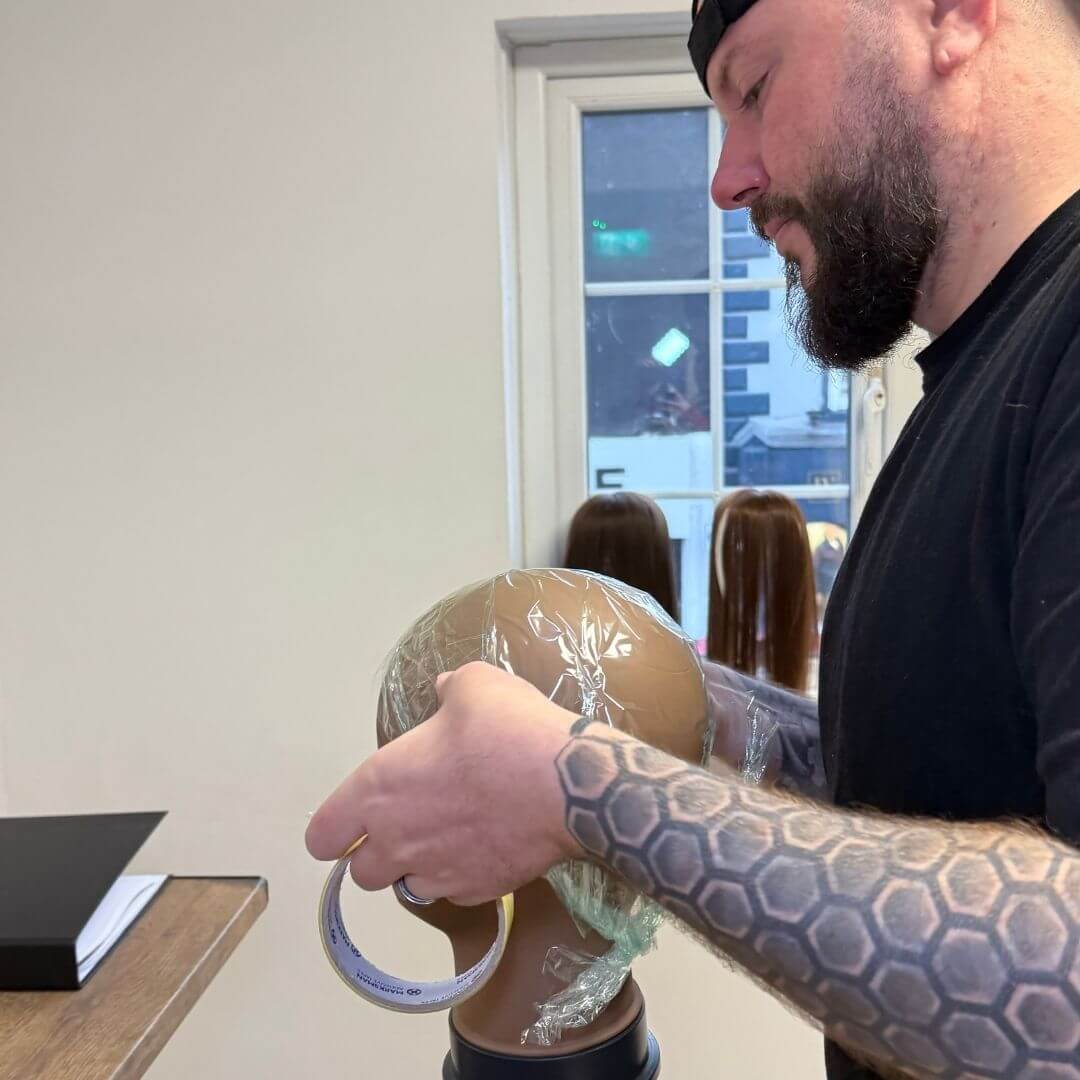 Certified On-Site Toupee / Men's Hair Replacement Course