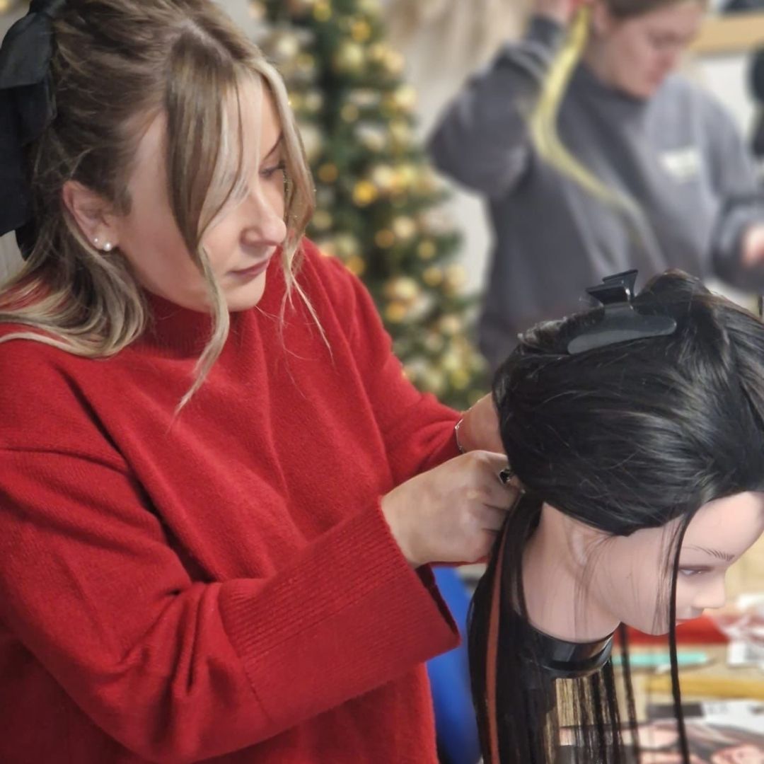 4 IN 1 Most Popular Hair Extension Methods On-Site Course