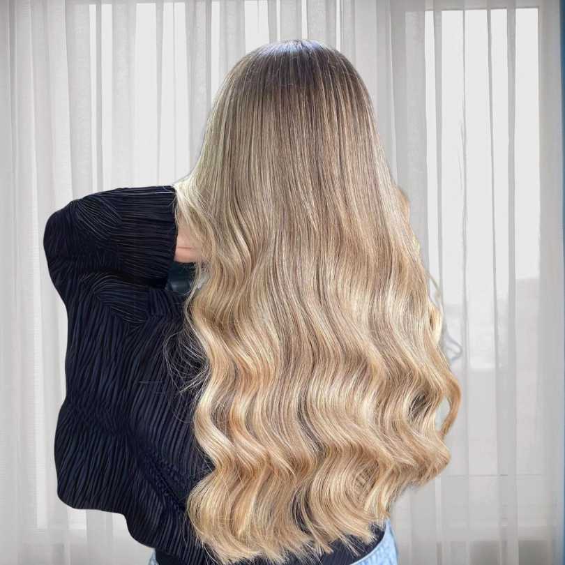 22 Inch Superior U-Tips/ Pre-Bonds Hair Extensions